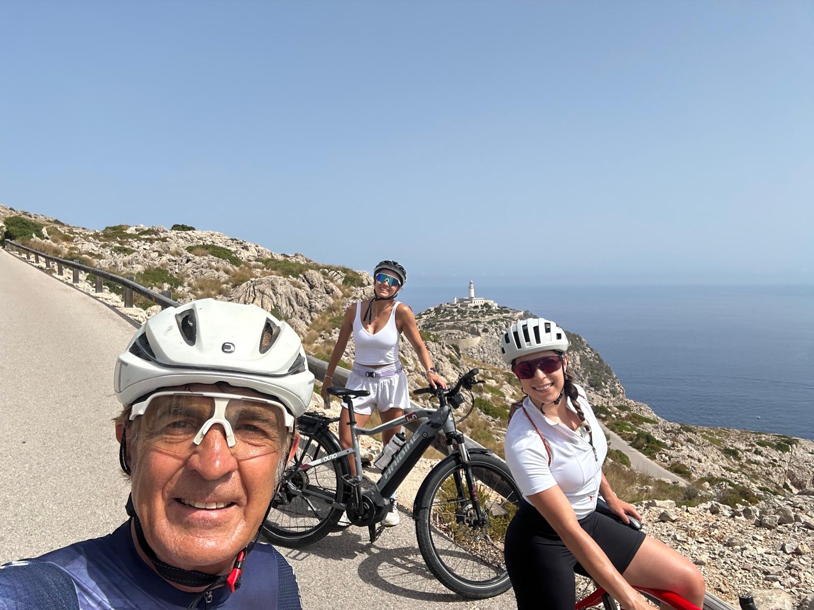 Cycling tour in Mallorca with sea views and Sancho Bikes